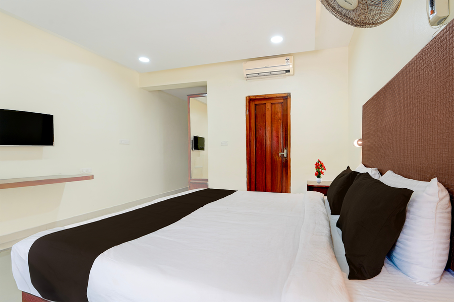 townhouse oak thiruvallam lakeview formerly travancore island resort