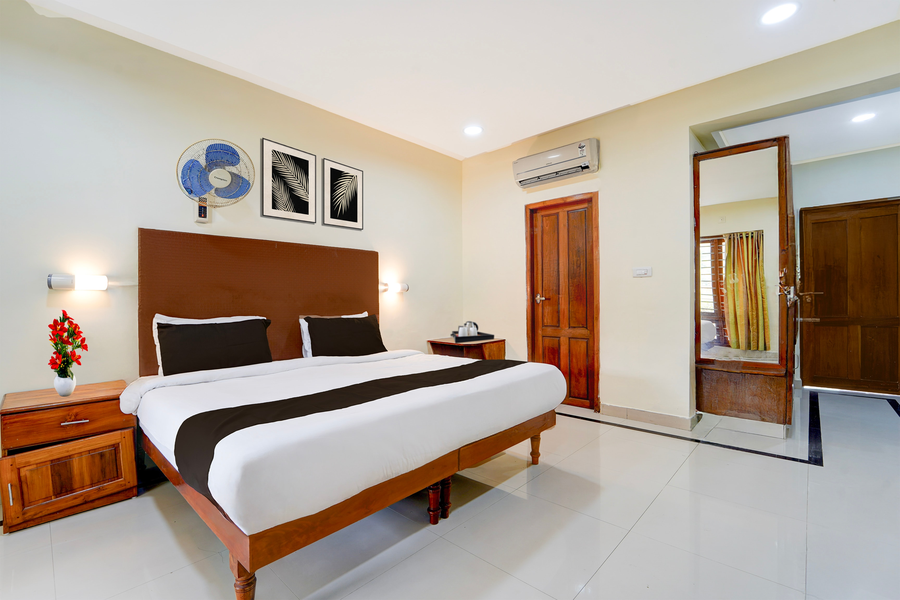townhouse oak thiruvallam lakeview formerly travancore island resort