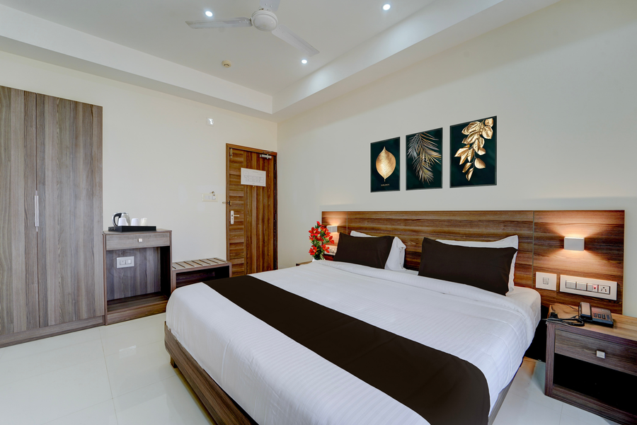 super collection o rto office uzhavoor formerly hotel zodiac