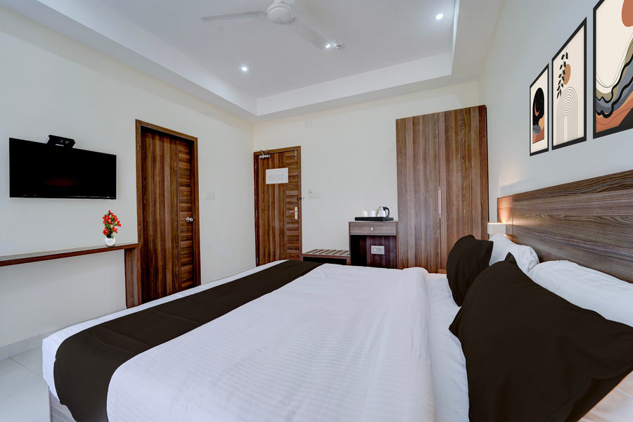 super collection o rto office uzhavoor formerly hotel zodiac