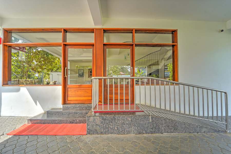 super collection o rto office uzhavoor formerly hotel zodiac