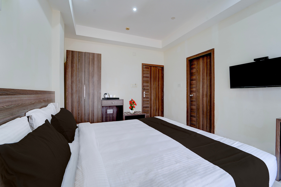 super collection o rto office uzhavoor formerly hotel zodiac