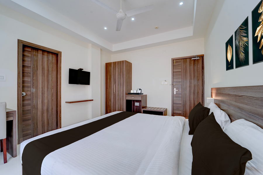 super collection o rto office uzhavoor formerly hotel zodiac