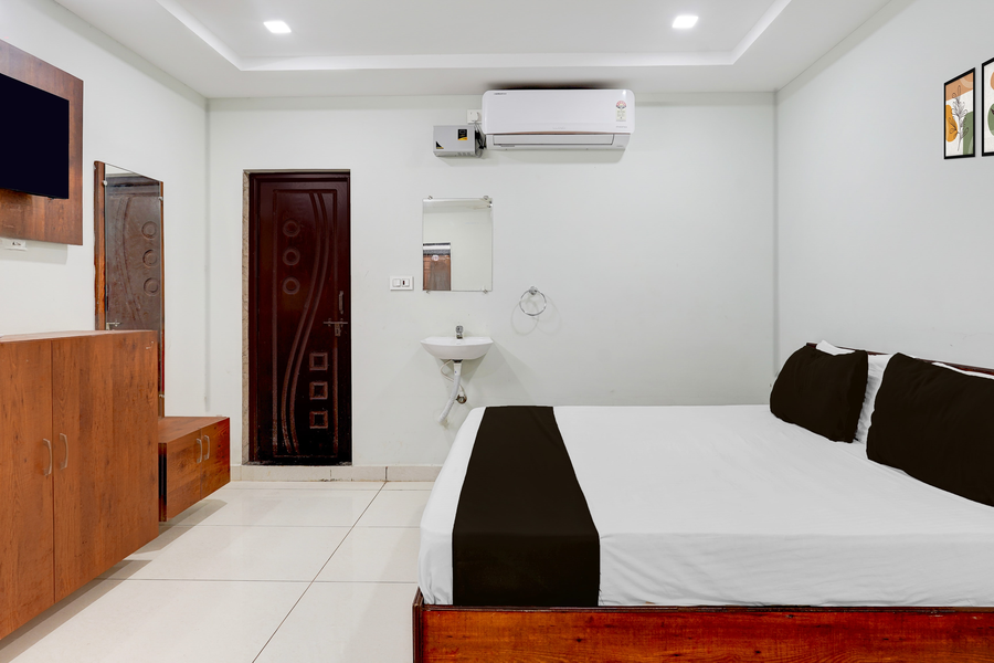 oyo collection o mini bypass nellore road formerly amr guest inn