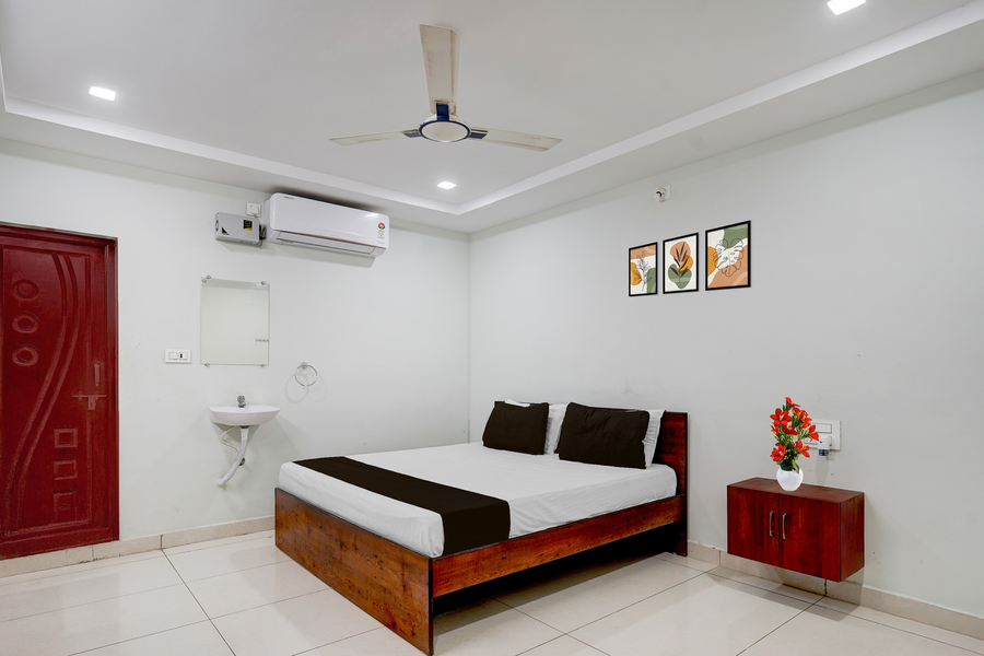 oyo collection o mini bypass nellore road formerly amr guest inn