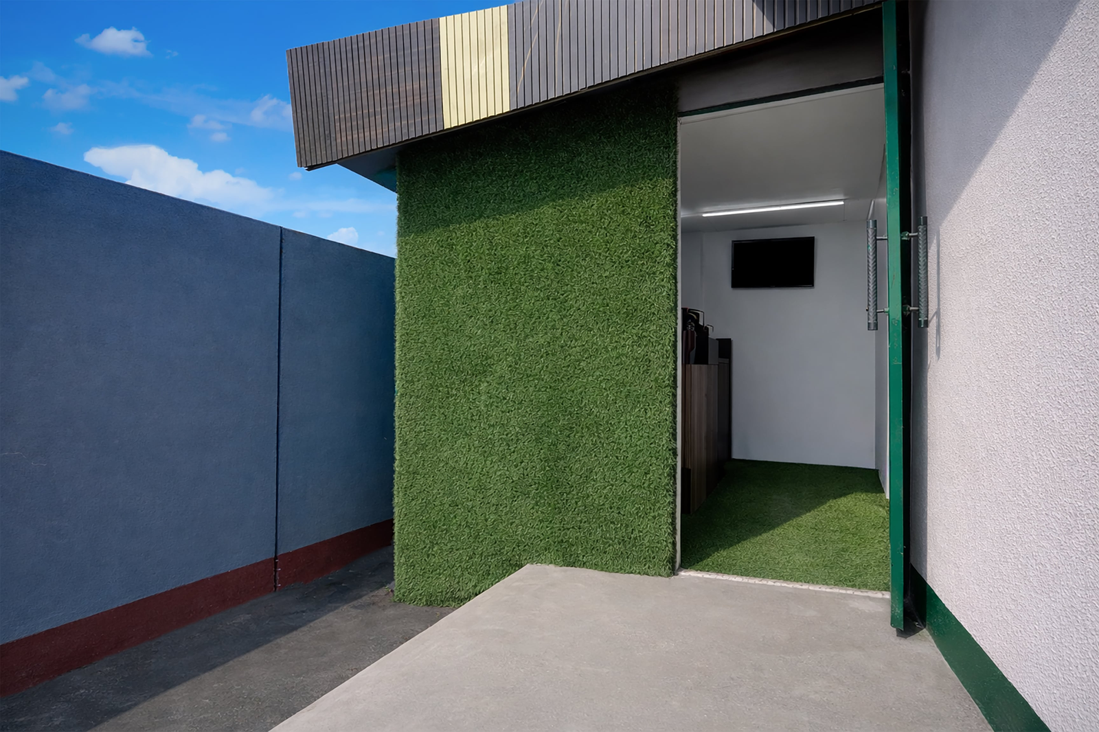 super collection o jalukbari bus stand formerly velvet stay