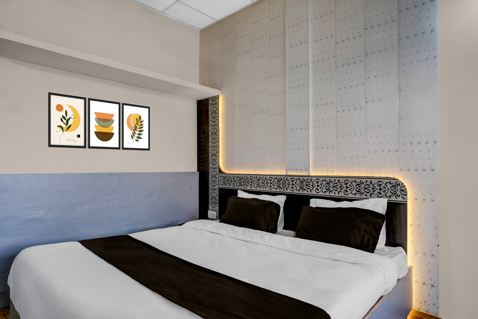 super collection o jalukbari bus stand formerly velvet stay