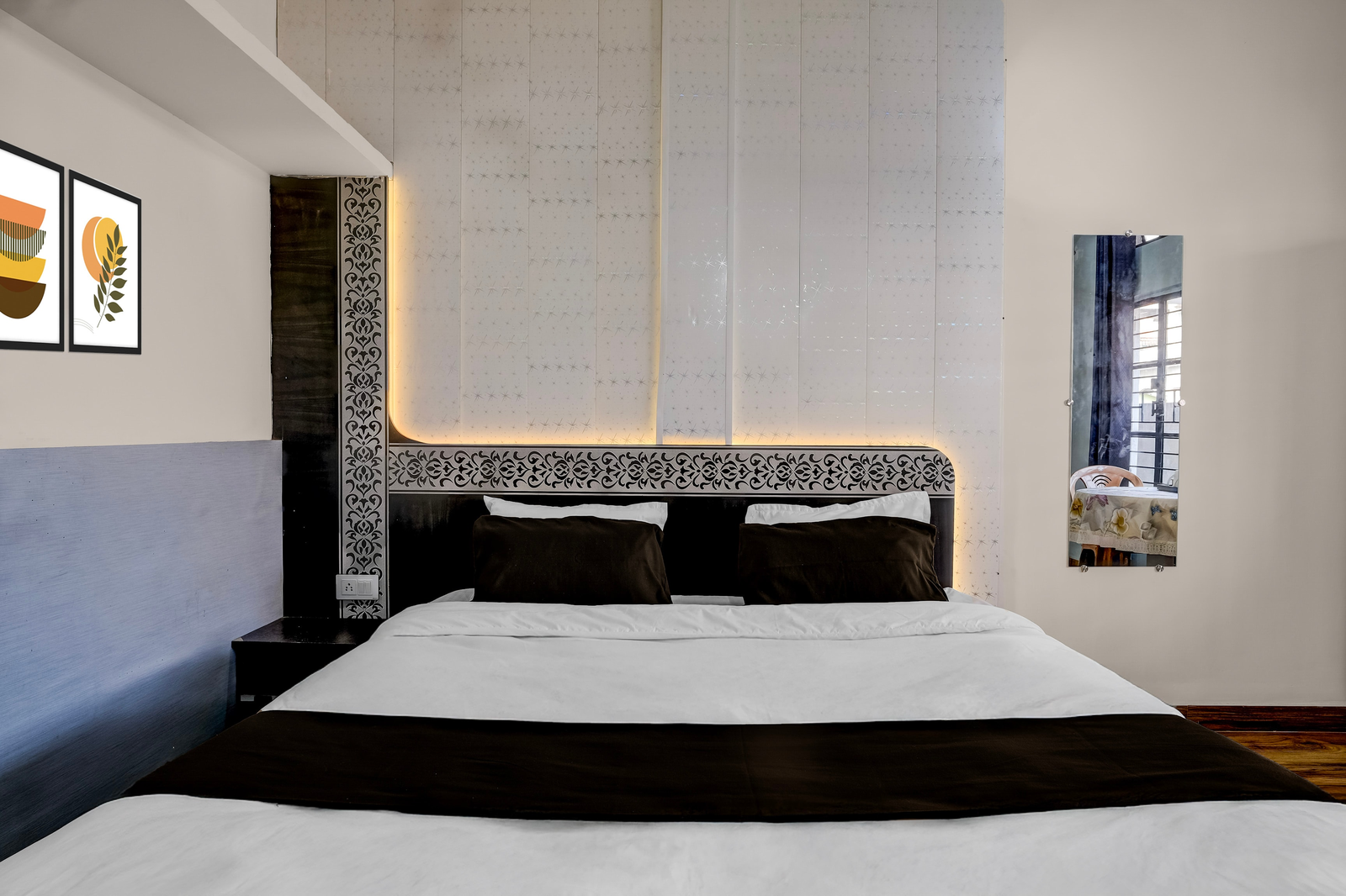 super collection o jalukbari bus stand formerly velvet stay