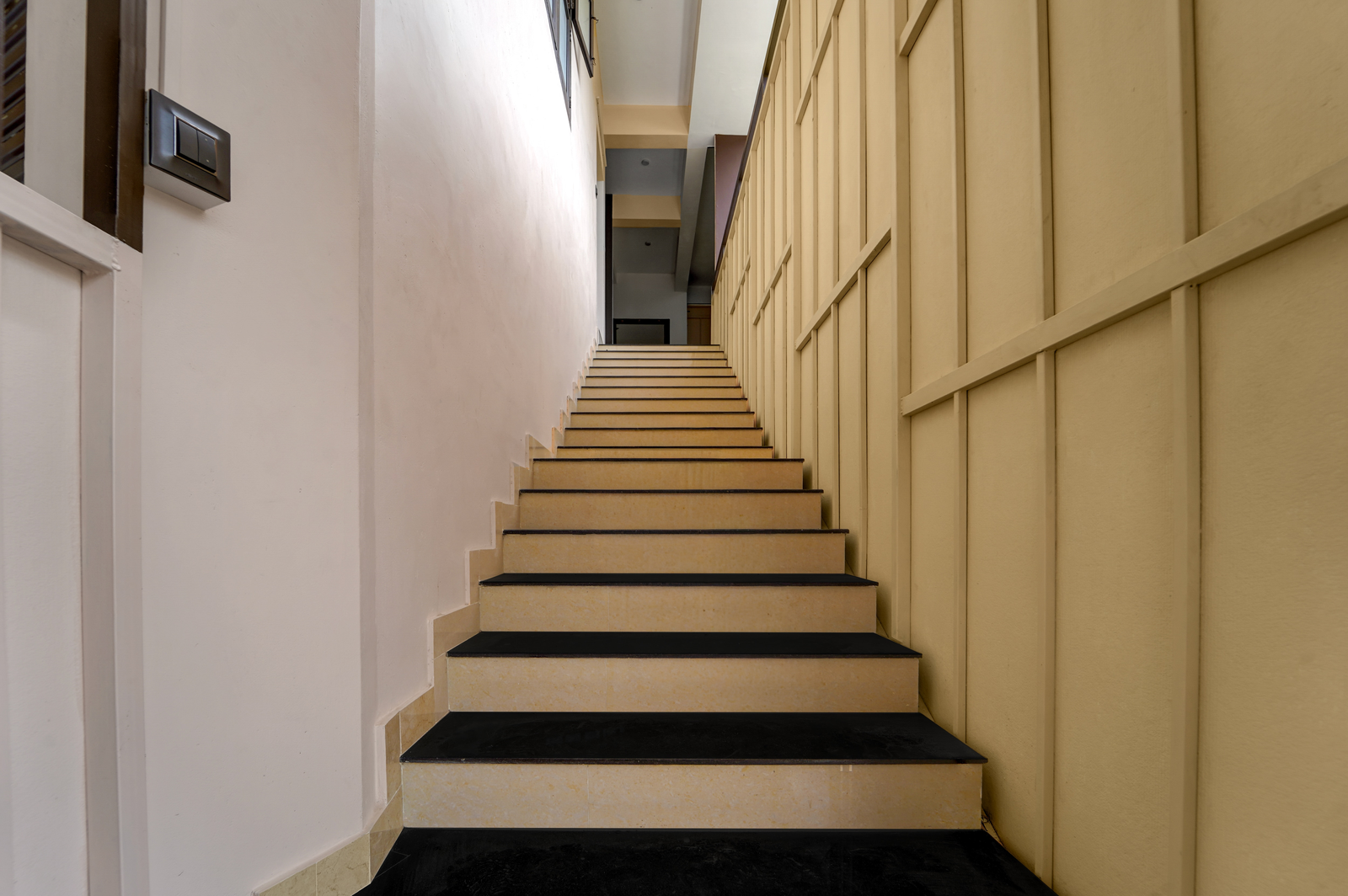 hotel o engineering college sreekaryam formerly b s plaza