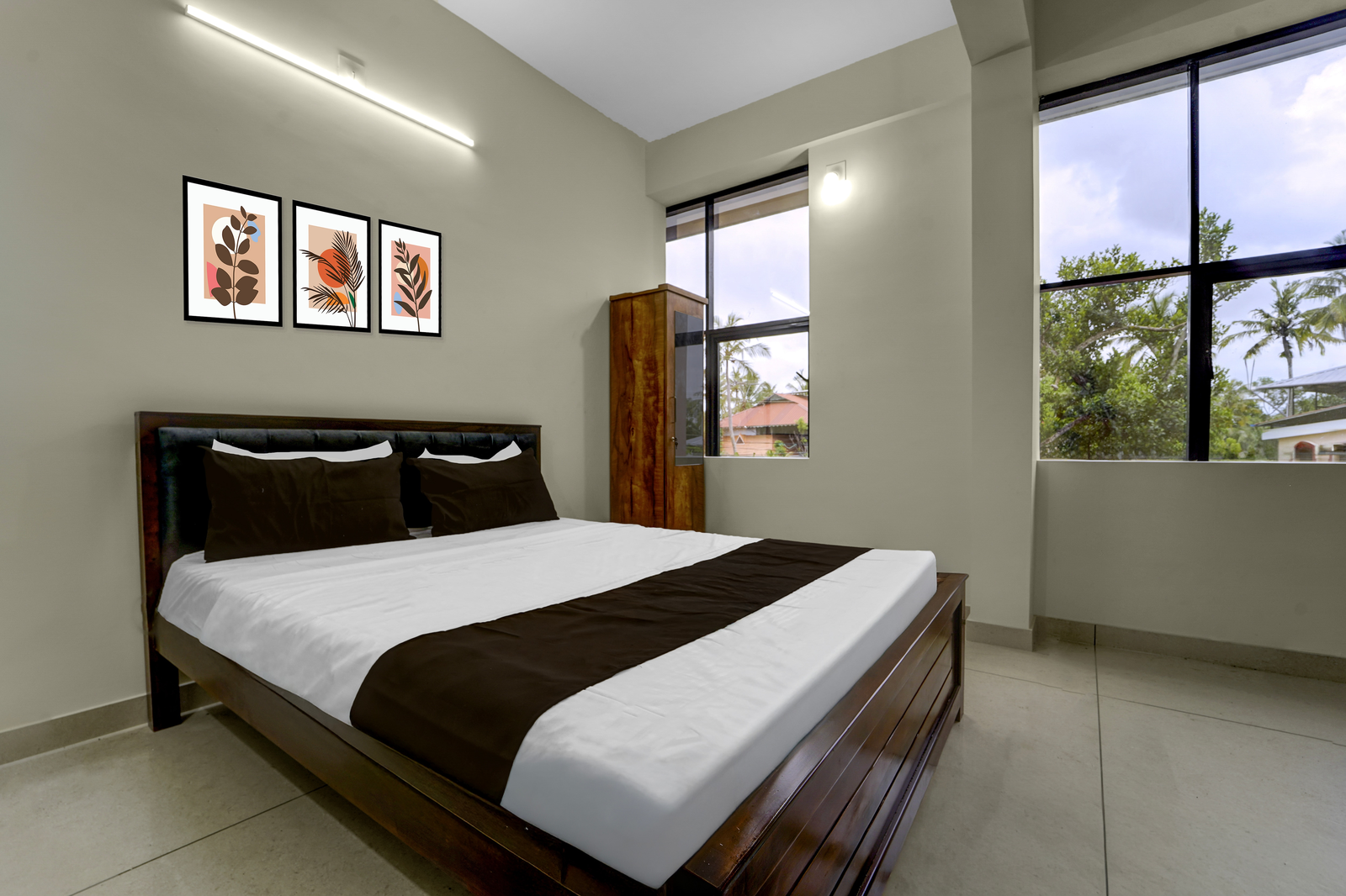 hotel o engineering college sreekaryam formerly b s plaza