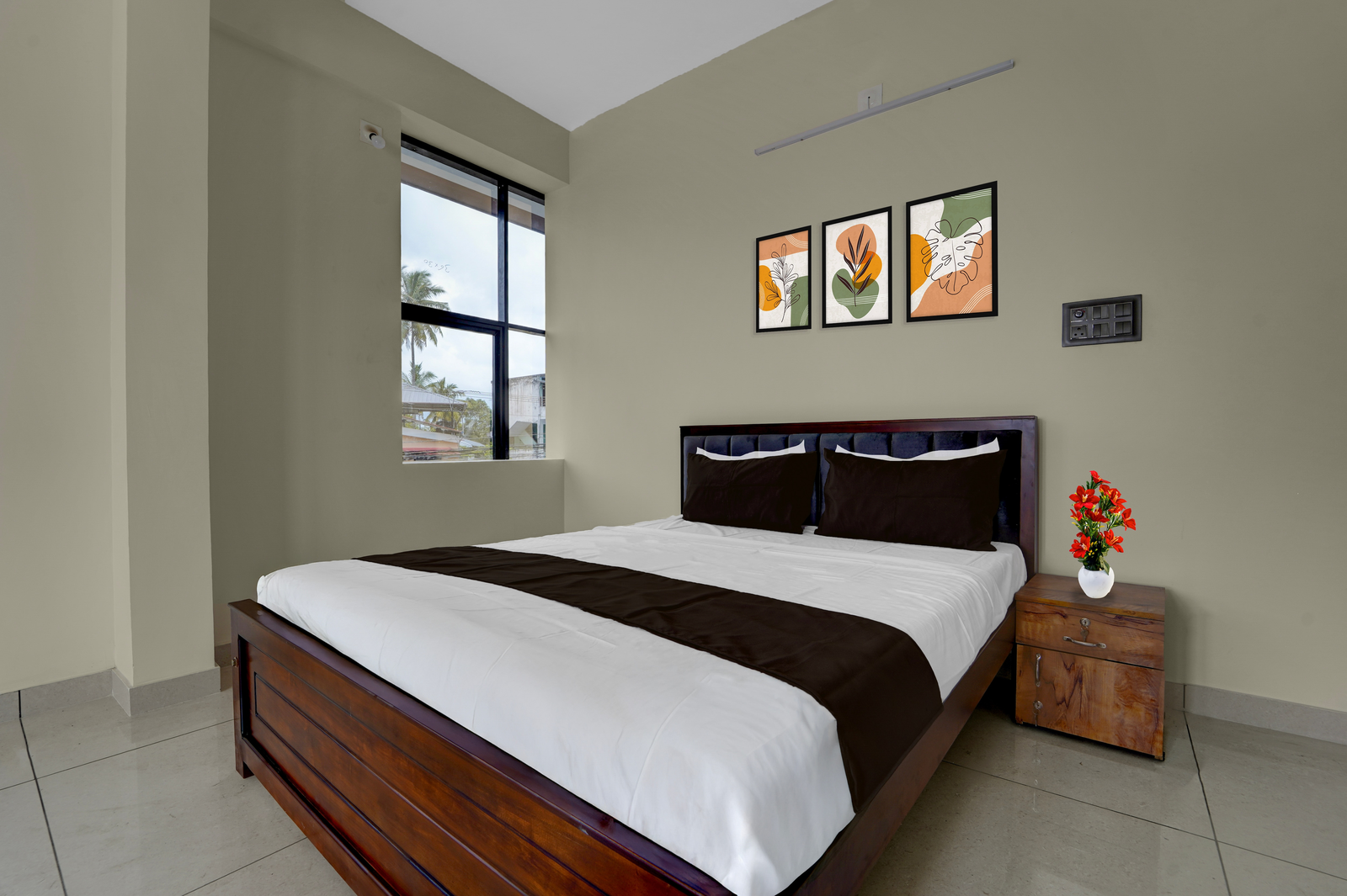 hotel o engineering college sreekaryam formerly b s plaza