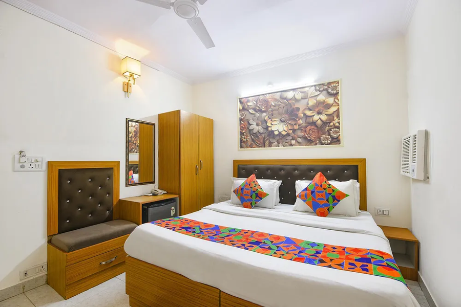 fabhotel rivlet central delhi