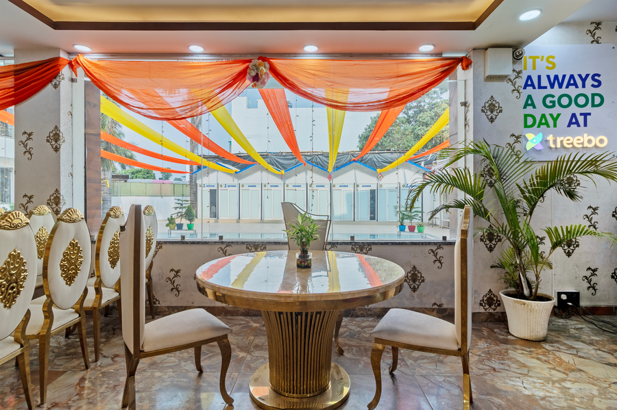 treebo arya palace with swimming pool