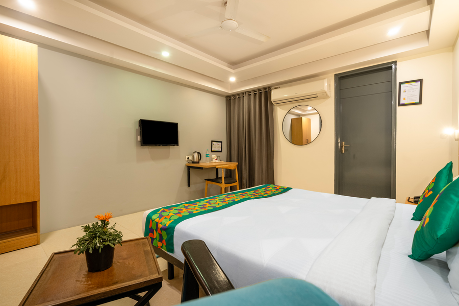 treebo twin tree suites