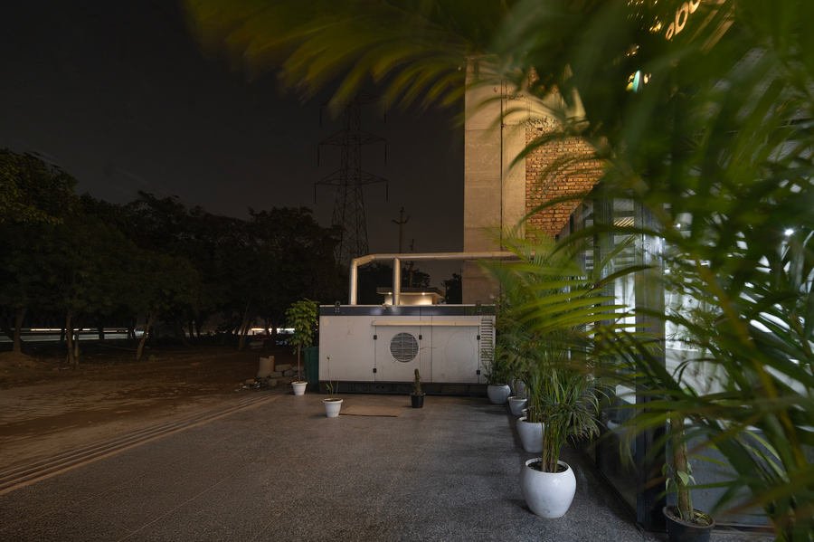 treebo twin tree suites