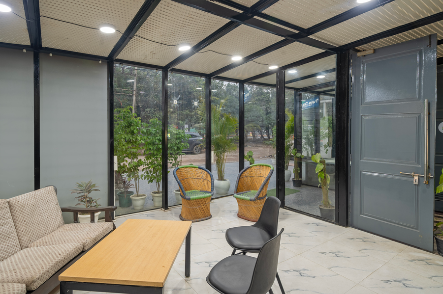 treebo twin tree suites