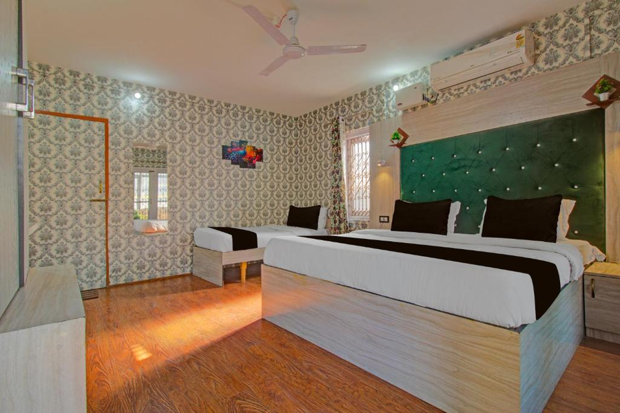 super collection o kursoo rajbagh formerly mid valley residency