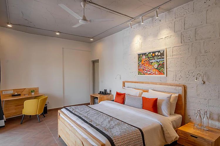 bedzzz xclusiv morjim goa by leisure hotels