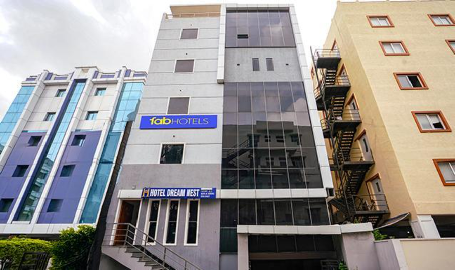 Fabhotel Dream Nest,Madhapur,3 star