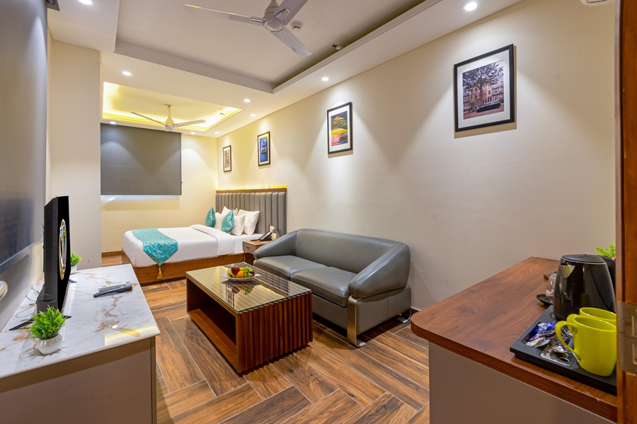 s by z hotels baani square