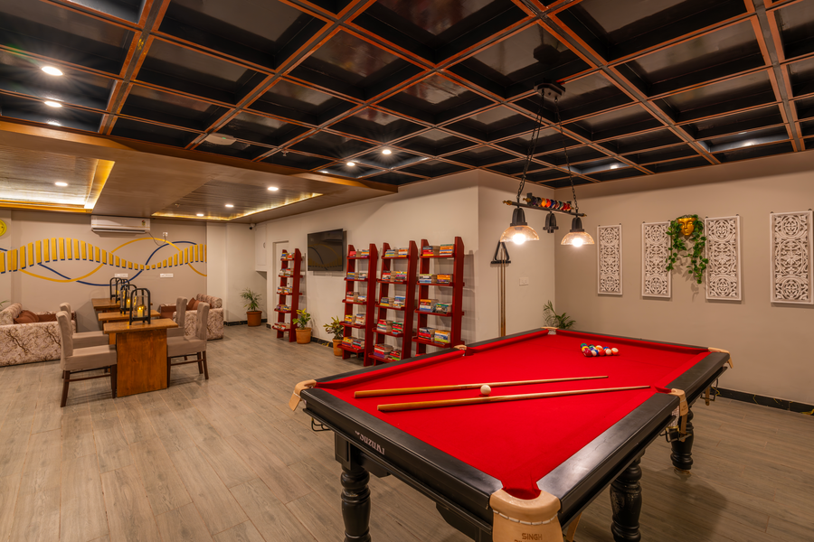 the hosteller bam bir