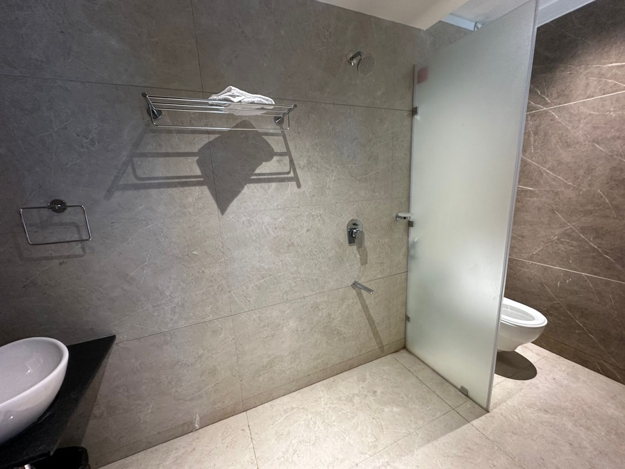 hotel krushnai deluxe sangli