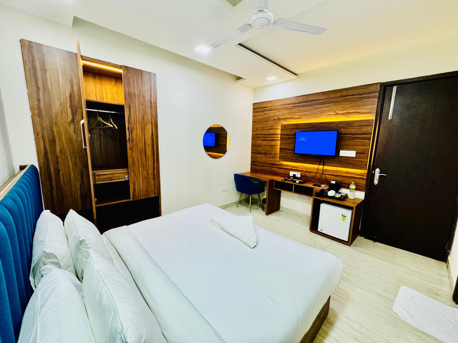 palette hotel and convention centre by checkin millennium city gurugram