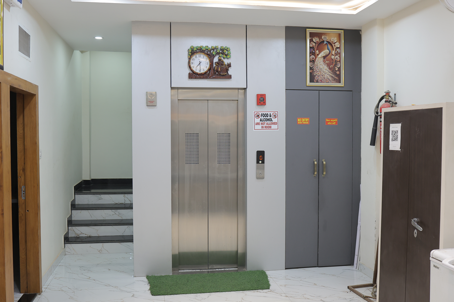 hotel aadi shree