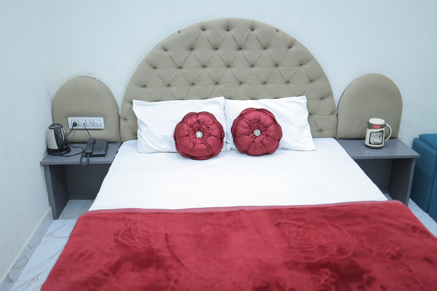 hotel aadi shree