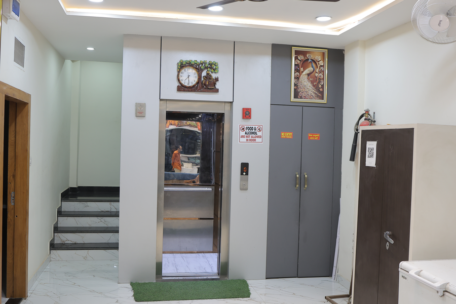 hotel aadi shree