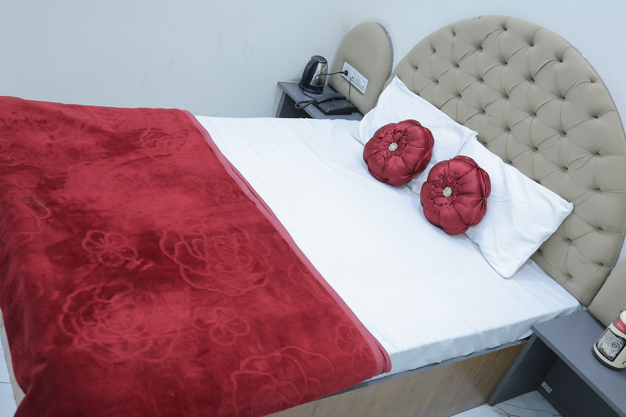 hotel aadi shree