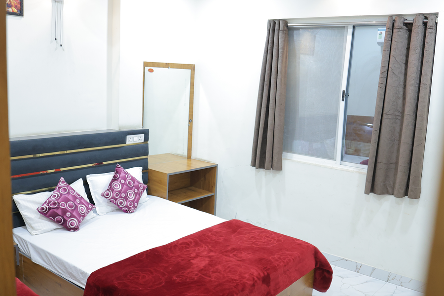 hotel aadi shree