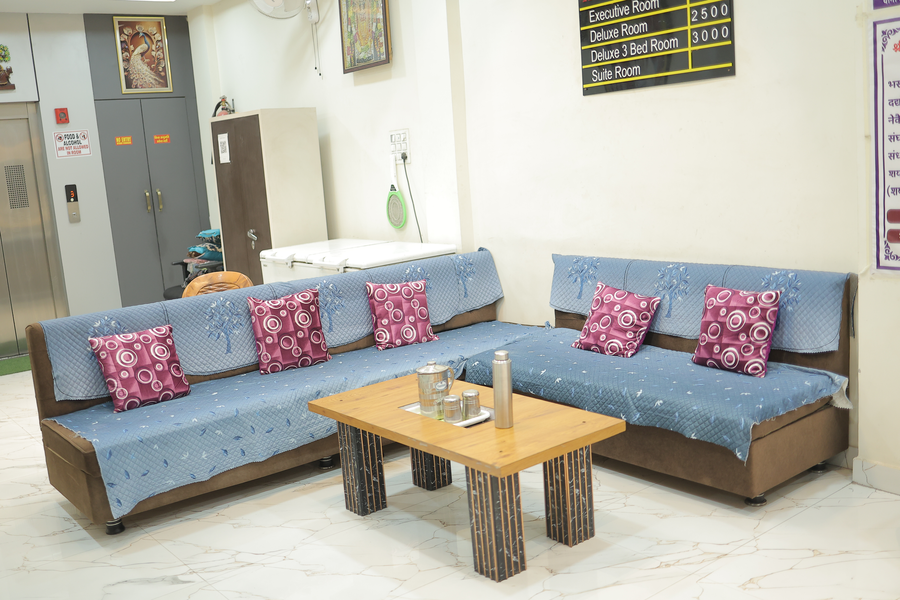 hotel aadi shree