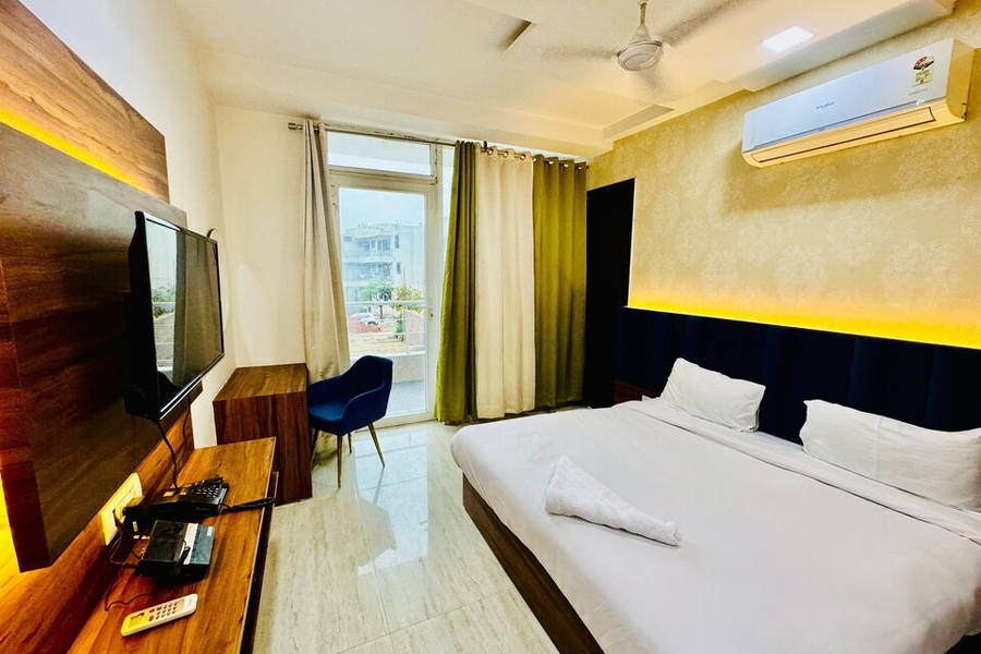 palette convention hotel by checkin millennium city gurugram