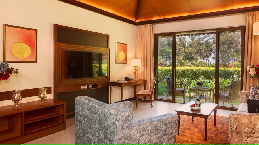 denissons beach resort