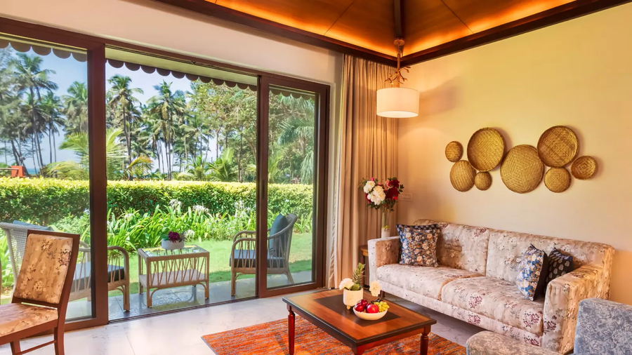 denissons beach resort