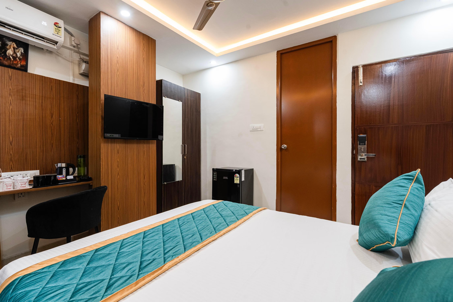 elmas suites bellandur