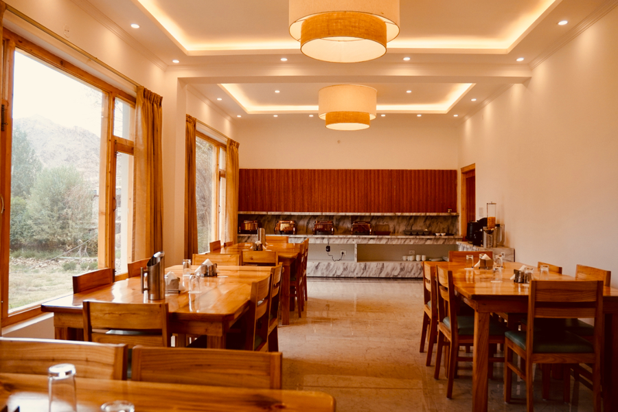 hotel walnut ladakh