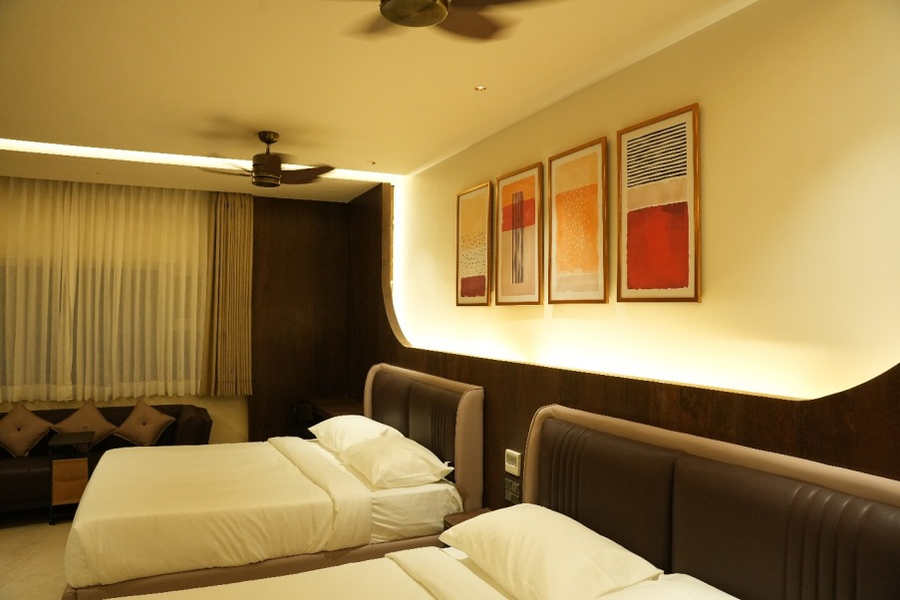 aura suites