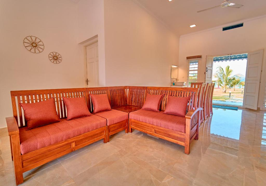 ashtamudi luxe villa by voye homes