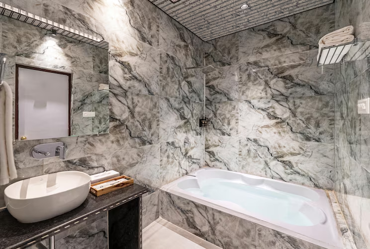 shakuntalam sagar luxury boutique lake view hotel udaipur