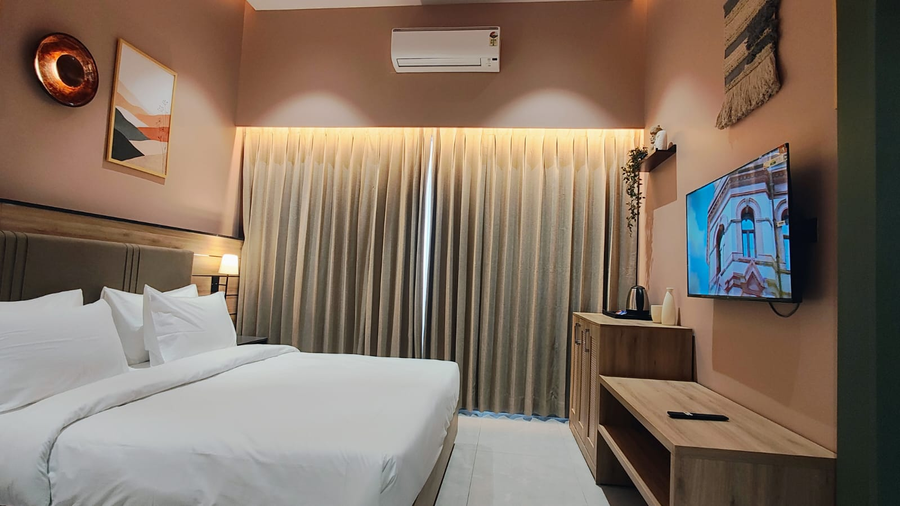 moustache select rishikesh mohanchatti