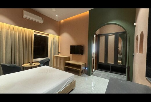 moustache select rishikesh mohanchatti