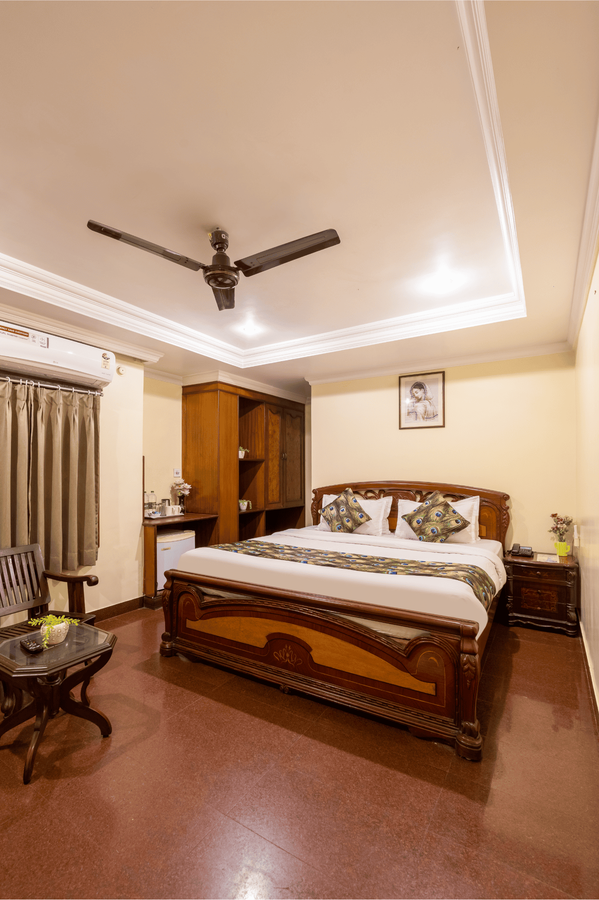 mayur hotel
