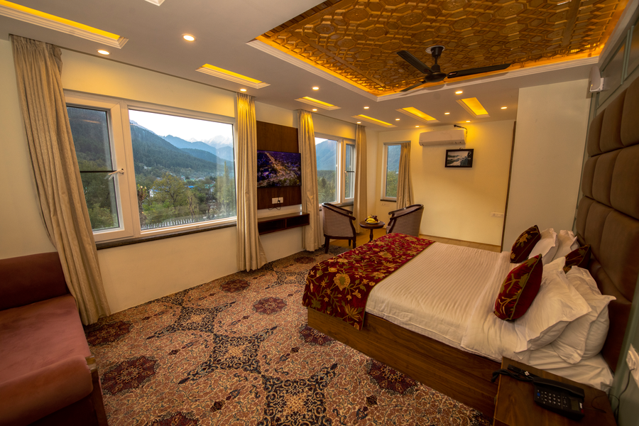 The Riviera Hotel Pahalgam,The Riviera Hotel Pahalgam Golf Course Road Laripora Pahalgam,4 star