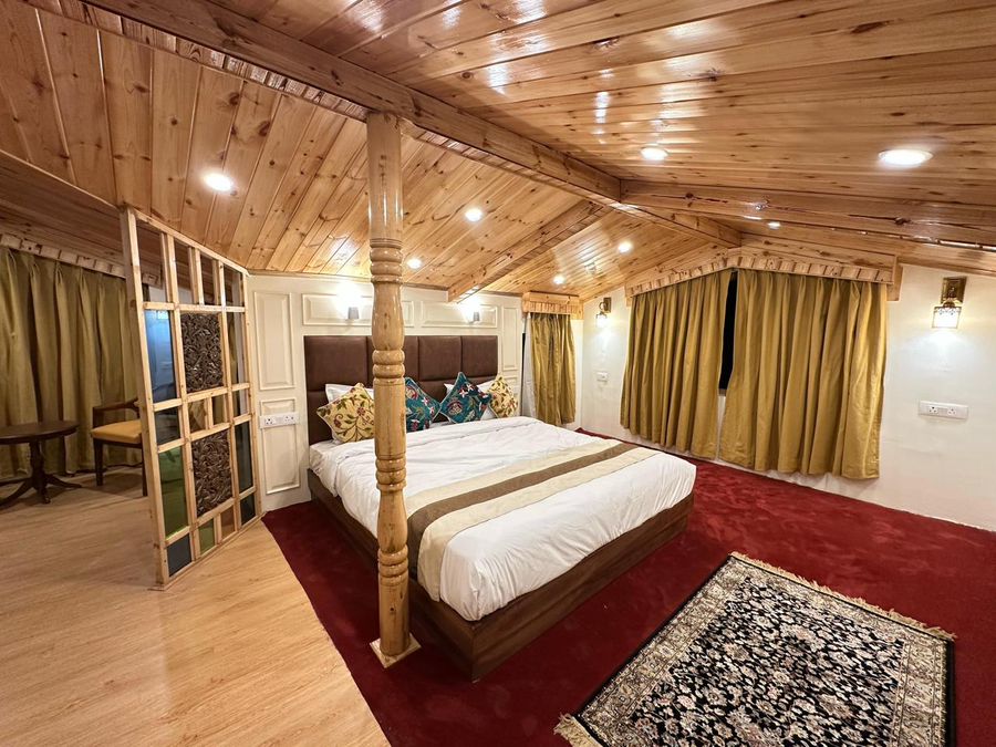 the riviera hotel pahalgam