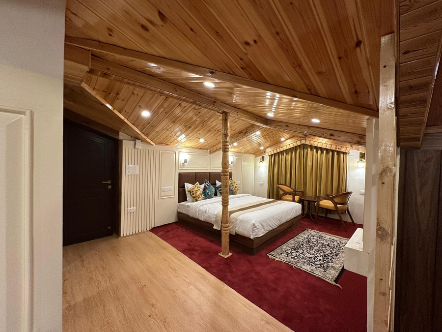 the riviera hotel pahalgam