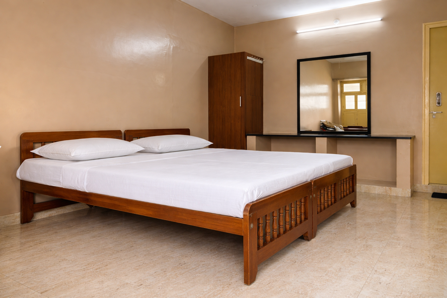 Ganesh Mahal Boarding And Lodging,,3 star