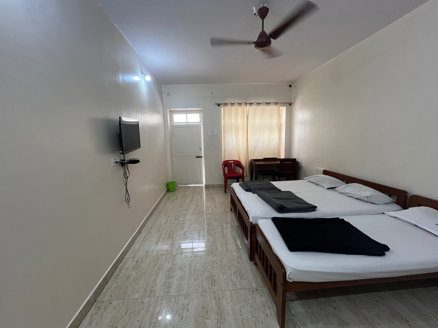 Ganesh Mahal Boarding And Lodging,,3 star