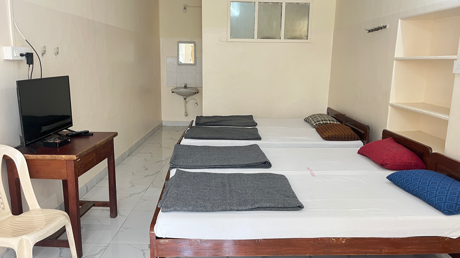 Ganesh Mahal Boarding And Lodging,,3 star